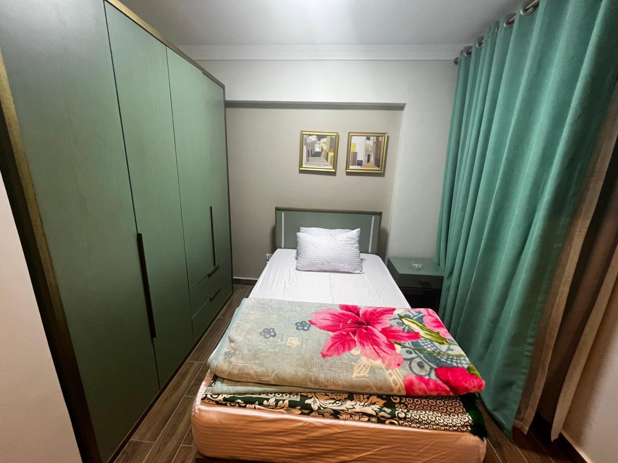 Luxury Flat With Garden And Private Entrance شقة فاخرة بحديقة و مدخل خاص Kair Zewnętrze zdjęcie
